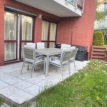 Apartment Jantar 600m Do Morza, Ogrodek, Grill, Dwie Sypialnie, Przestrzen Kolobrzeg