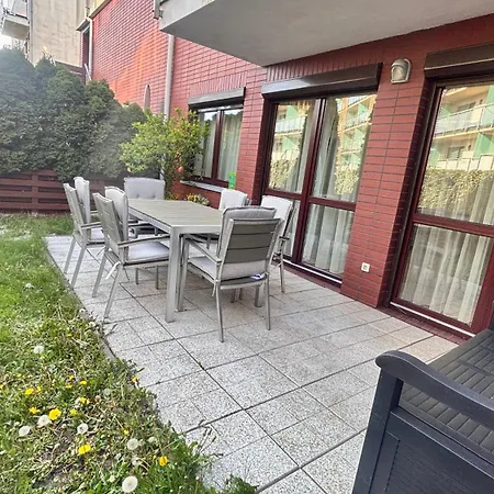 Apartment Jantar 600m Do Morza, Ogrodek, Grill, Dwie Sypialnie, Przestrzen Kolobrzeg