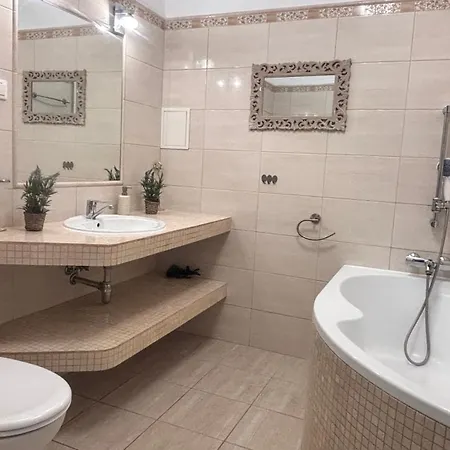 Apartment Jantar 600m Do Morza, Ogrodek, Grill, Dwie Sypialnie, Przestrzen *