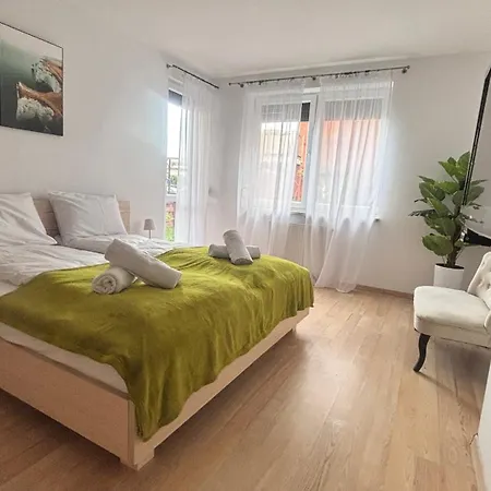 Apartamento Jantar 600m Do Morza, Ogródek, Grill, Dwie Sypialnie, Przestrzeń Kołobrzeg