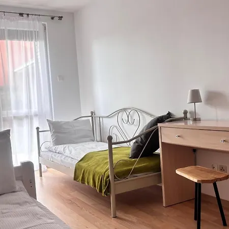 Apartamento Jantar 600m Do Morza, Ogródek, Grill, Dwie Sypialnie, Przestrzeń