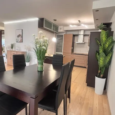 Apartamento Jantar 600m Do Morza, Ogródek, Grill, Dwie Sypialnie, Przestrzeń